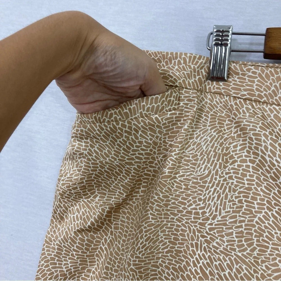 New Coldwater Creek Tan Abstract Print Natural Fit Crop Pants size 18 - Picture 5 of 10